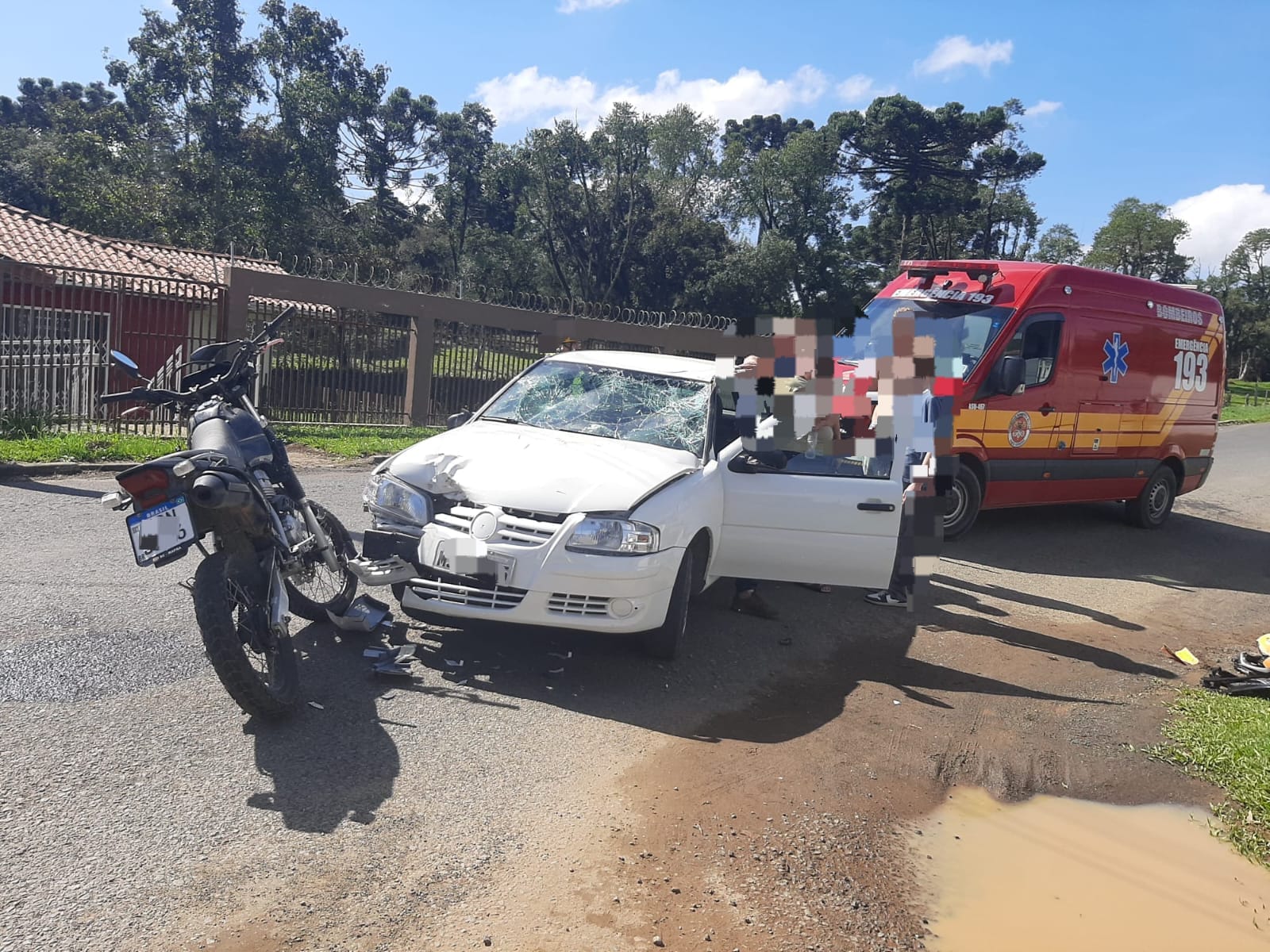 Motociclista Tem Suspeita De Traumatismo Craniano Em Acidente Jmais