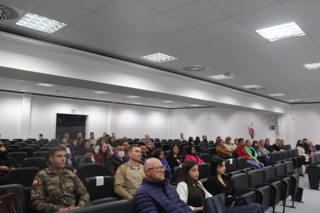 Pol Cia Militar Realiza Aula Inaugural Do Proerd Em Canoinhas Jmais