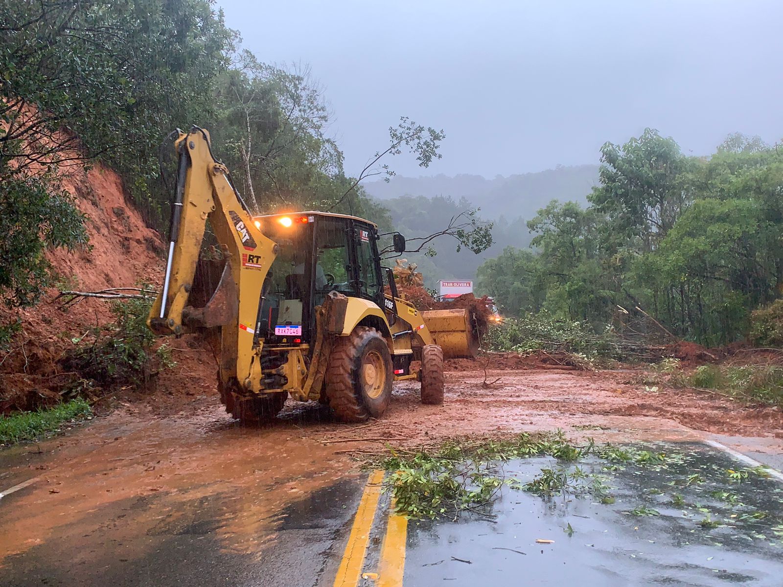 BR-280: Serra de Corupá é liberada para veículos leves