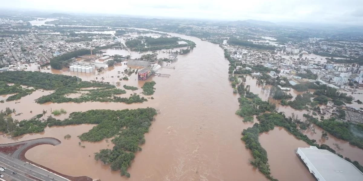 Ciclone No Sul Número De Mortos Sobe Para 28 27 No Rio Grande Do Sul Jmais 